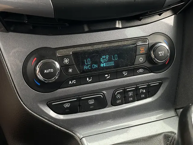 Ford Focus 1.0 EcoBoost Edition Plus 2014 Benzine 17