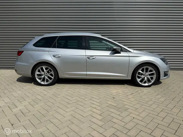 SEAT Leon Sportstourer ST 1.4 EcoTSI FR 2016 Benzine 6