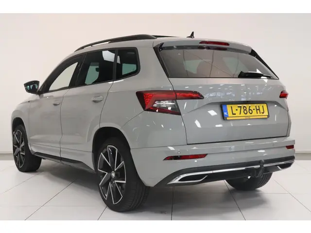 Škoda Karoq 1.5 TSI ACT Sportline Business 2021 Benzine 6