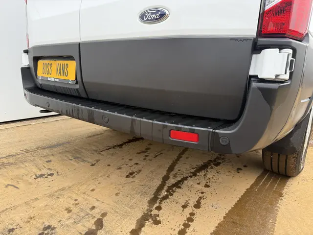 Ford E-Transit 390 68kWh 184PK 2023 Elektrisch 17