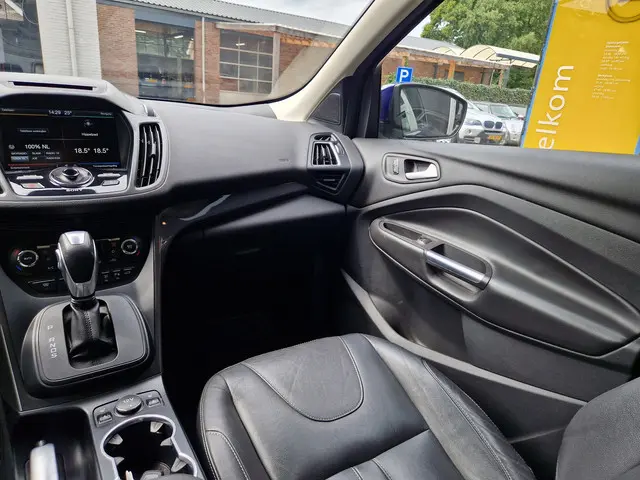 Ford Kuga 1.5 Titanium Styling Pack 4WD 2016 Benzine 15