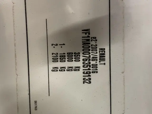 Renault Master T35 2.3 dCi L2H2 130PK 2019 Diesel 28