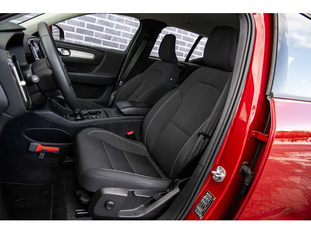 Volvo XC40 1.5 T2 Momentum 2022 Benzine 6