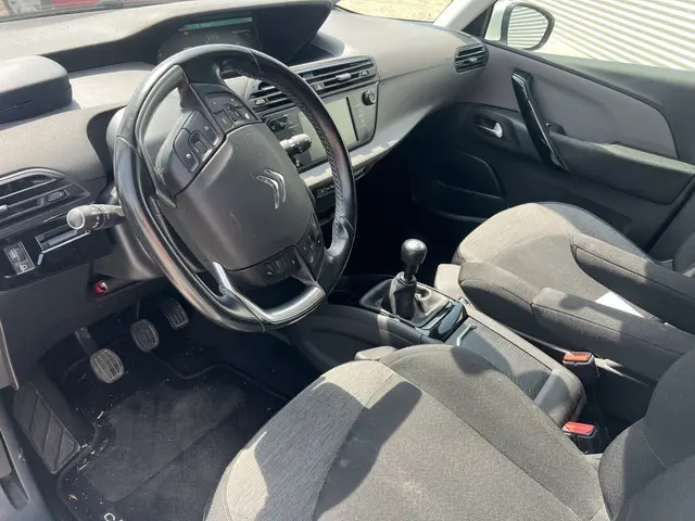 Citroën Grand C4 Picasso 1.2 PureTech Feel 2017 Benzine 3
