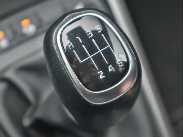 Kia Stonic 1.0 T-GDi MHEV GT-Line 2023 Benzine 20