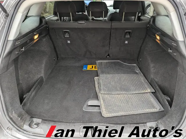 Fiat Tipo 1.4 16v Lounge navi 2018 Benzine 14