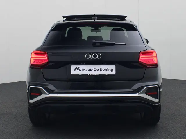 Audi Q2 35 TFSI/150PK S Line 2023 Benzine 35