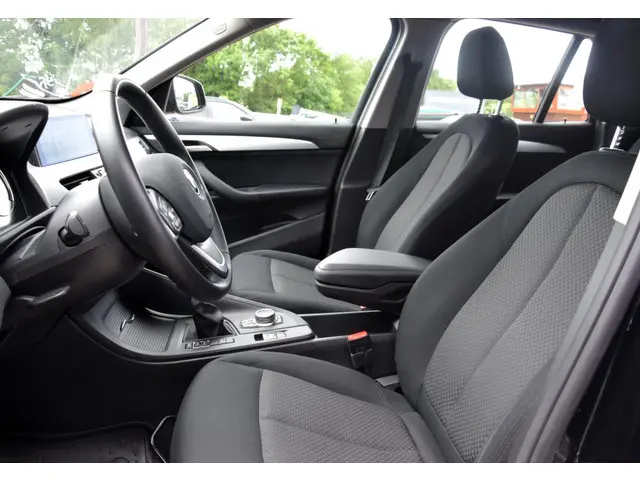 BMW X1 XDrive25e 2021 Hybride Benzine 16