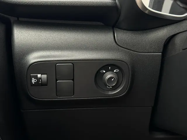 Citroën C3 1.2 PureTech C-Series 2021 Benzine 30