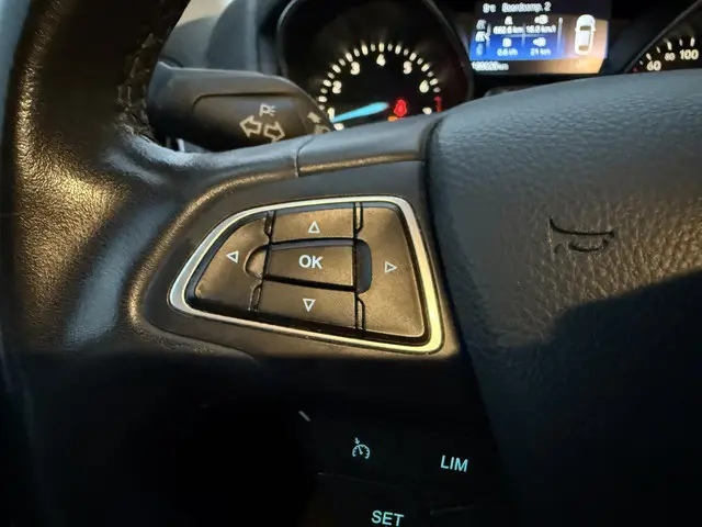 Ford Focus Wagon 1.0 Titanium Edition 2015 Benzine 15