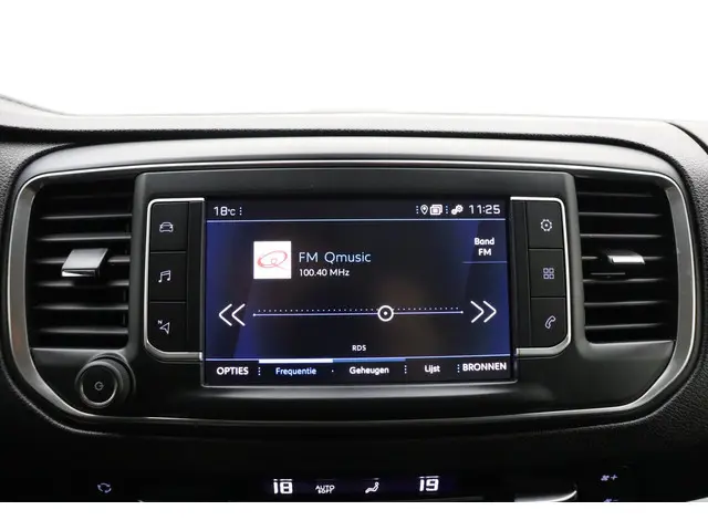 Peugeot Expert 2.0 BlueHDI Standard Sport 2021 Diesel 26