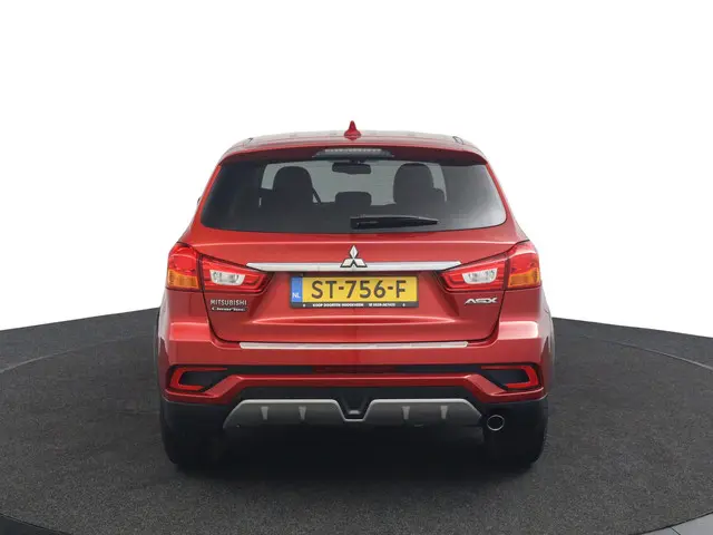 Mitsubishi ASX 1.6 Cleartec Connect Pro+ 2018 Benzine 8