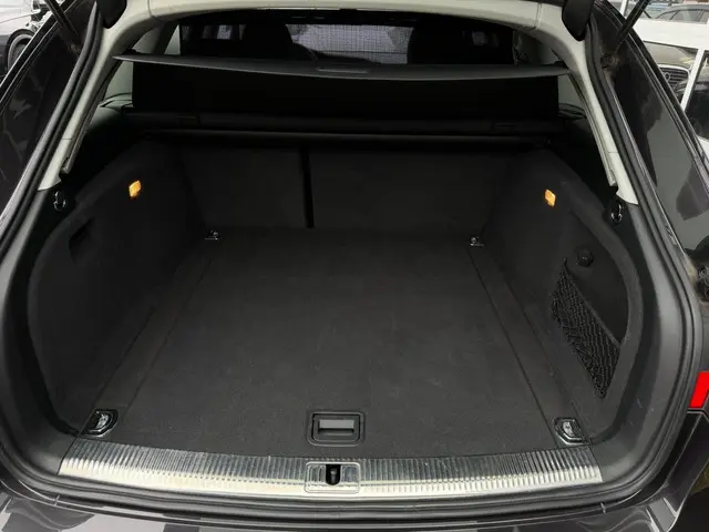 Audi A4 Avant 1.8 TFSI Business Edition 2014 Benzine 17