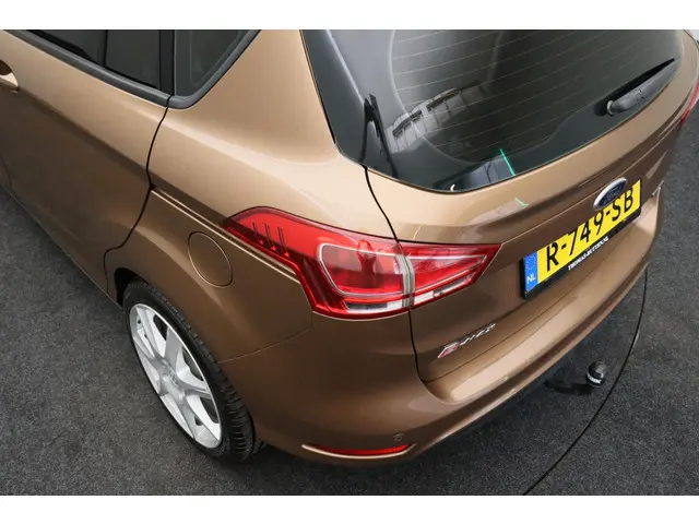 Ford B-MAX 1.0 EcoBoost Ambiente 2012 Benzine 23