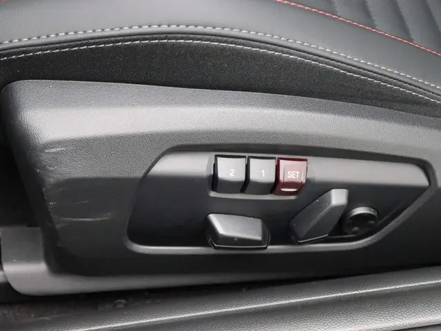 MINI 3-Deurs Cooper S 2024 Benzine 12