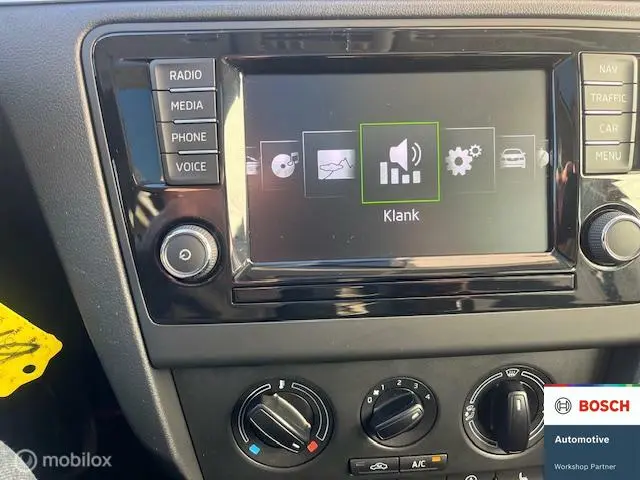 Škoda Rapid 1.2 TSI black edition 2016 Benzine 39