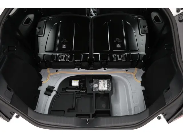 Toyota Aygo X Hybrid 115 play 2026 Hybride Benzine 33