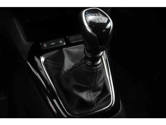 Opel Corsa 1.2 102pk GS Line 2022 Benzine 12