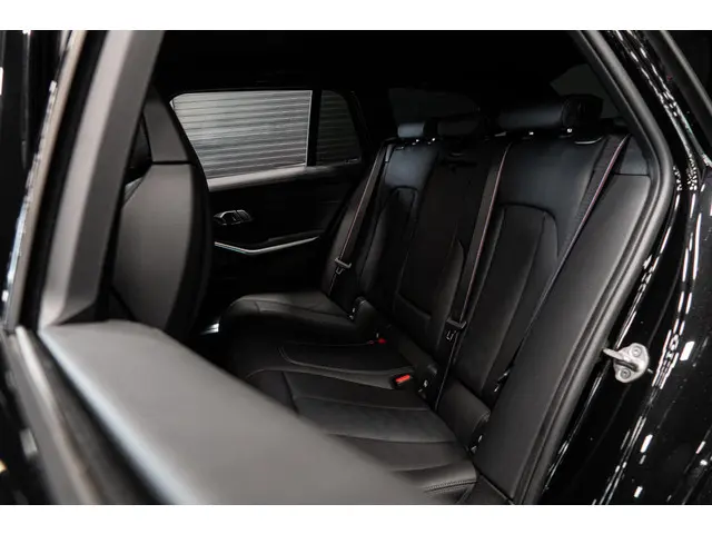 BMW M3 Touring xDrive Competition 2024 Benzine 20