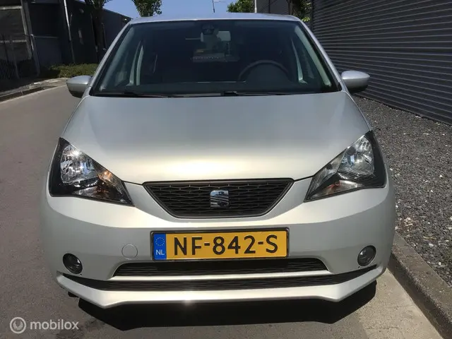 SEAT Mii 1.0 Style Chic 2013 Benzine 2