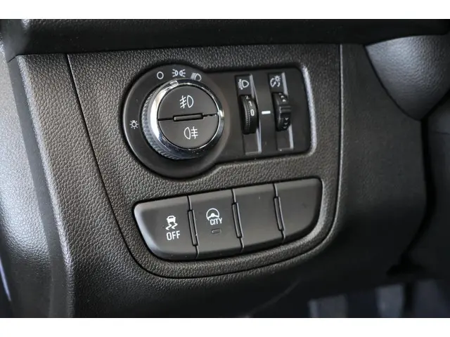 Opel KARL 1.0 Rocks 2018 Benzine 7