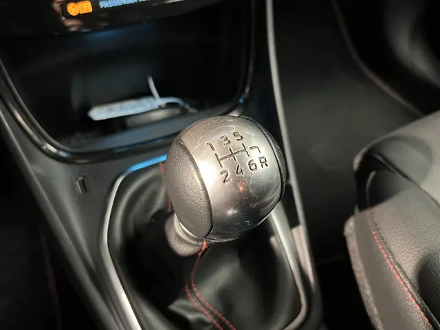 Ford Puma 1.0 EcoBoost Hybrid Titanium 2021 Benzine 19