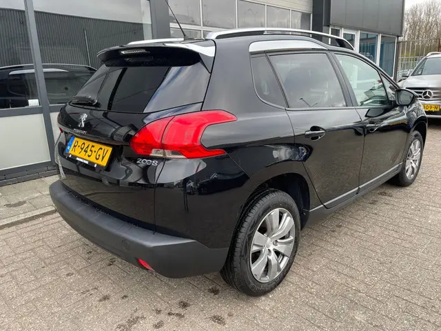 Peugeot 2008 Navi, Cruise, Airco, Startklaar ! 2015 Benzine 2