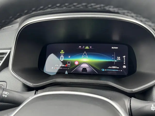 Mitsubishi Colt 1.6 HEV INSTYLE 2024 Hybride Benzine 24