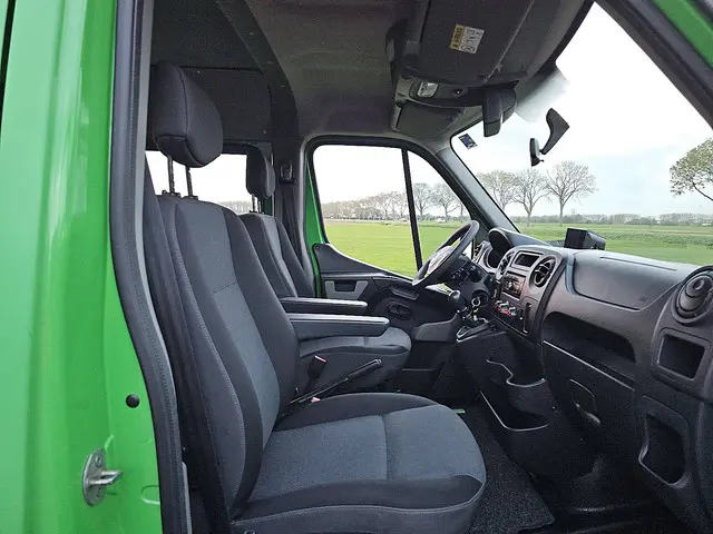 Renault Master 2.3 2018 Diesel 7