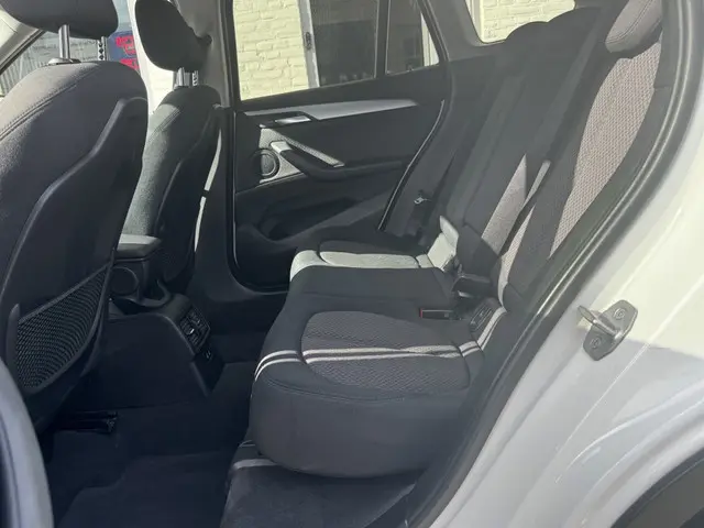 BMW X1 xDrive20i High Executive Ed. 2019 Benzine 15