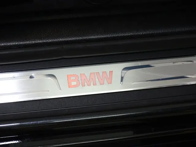 BMW 5 Serie Touring 520i Luxury Edition 2013 Benzine 21