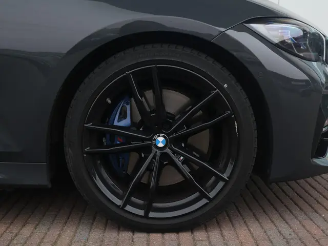 BMW 3 Serie Touring 330i High Executive 2021 Benzine 6