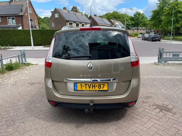 Renault Grand Scénic 1.2 TCe Bose 2014 Benzine 6