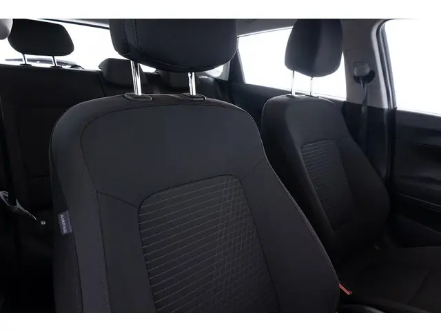 Hyundai i20 1.2 MPI Comfort | AIRCO | VELGEN 2021 Benzine 5