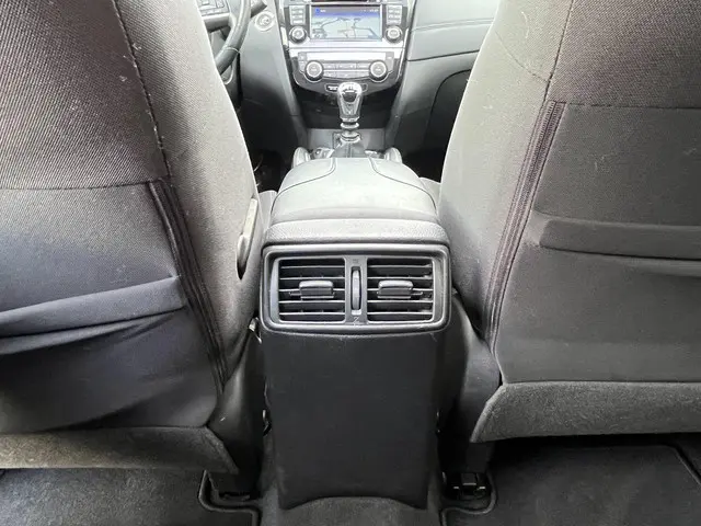 Nissan X-Trail 1.6 DIG-T N-Connecta 7p. 2018 Benzine 36