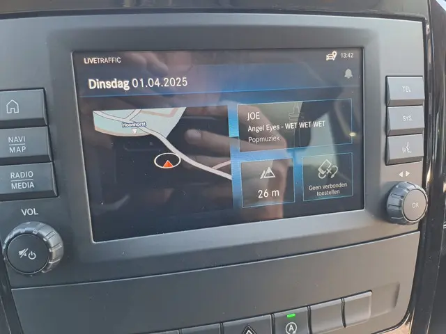 Mercedes-Benz Vito 116 CDI Lang DC Comfort 2023 Diesel 18