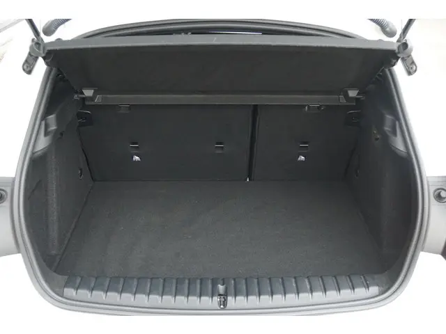 BMW 1 Serie 118i 2020 Benzine 12