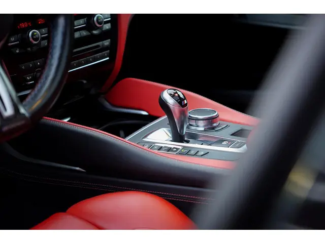 BMW X5 M 2018 Benzine 44