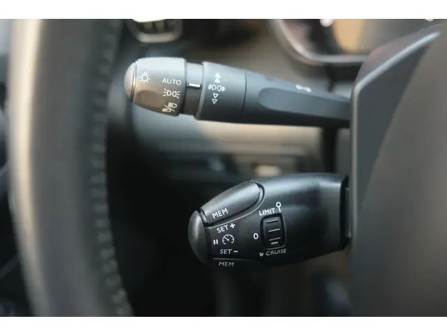 Citroën C3 Aircross PT 130 Automaat-6 Shine 2020 Benzine 39