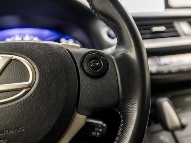 Lexus CT 200h 25th Edition 2015 Hybride Benzine 21