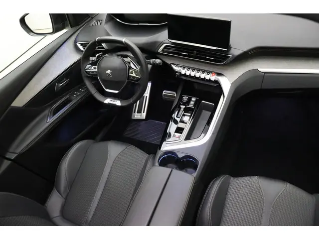 Peugeot 3008 1.6 HYbrid 225 GT 2023 Hybride Benzine 10