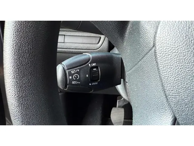 Peugeot 208 1.2 PureTech Blue Lion 2018 Benzine 14