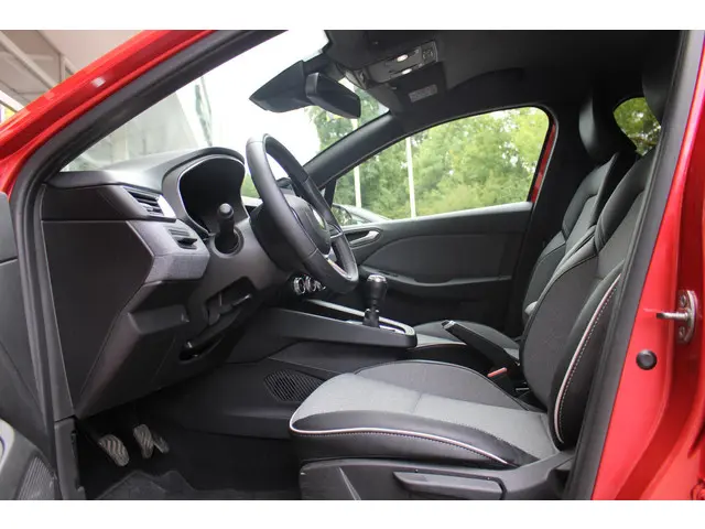 Renault Clio 1.0 TCe 90 GPF techno 2024 Benzine 14
