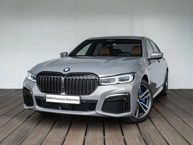 BMW 7 Serie Sedan 745e 2021 Hybride Benzine 58