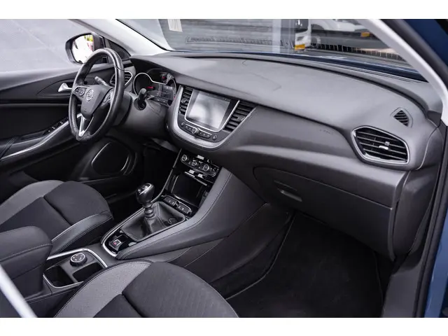 Opel Grandland X 1.2 Turbo Innovation 2018 Benzine 35