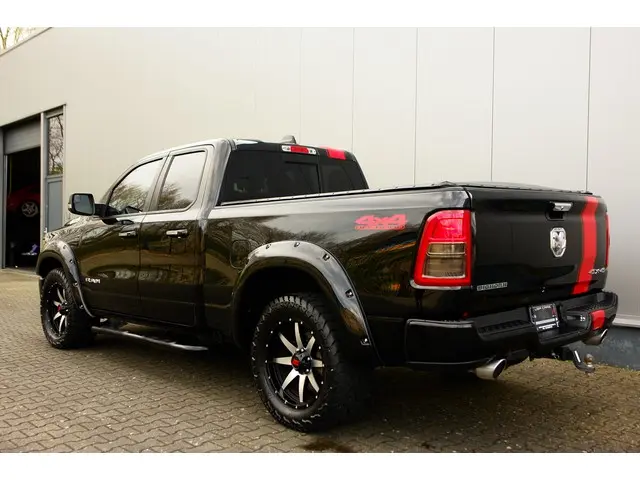 Dodge Ram 1500 DODGE 5.7 V8 Black Edition 2019 LPG/Gas 7