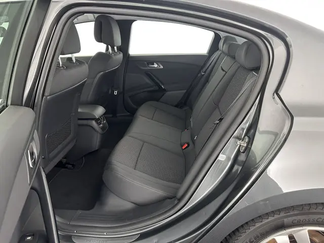 Peugeot 508 1.6 e-THP Première 2015 Benzine 9