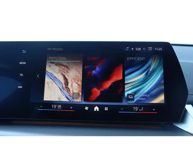 BMW iX1 eDrive20 67 kWh 2025 Elektrisch 29