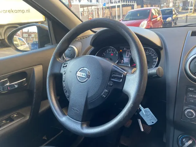 Nissan QASHQAI 1.6 Visia 2013 Benzine 10