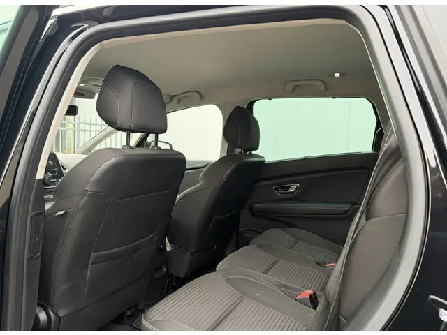 Renault Grand Scénic 1.3 TCe Business 7p. 2022 Benzine 13